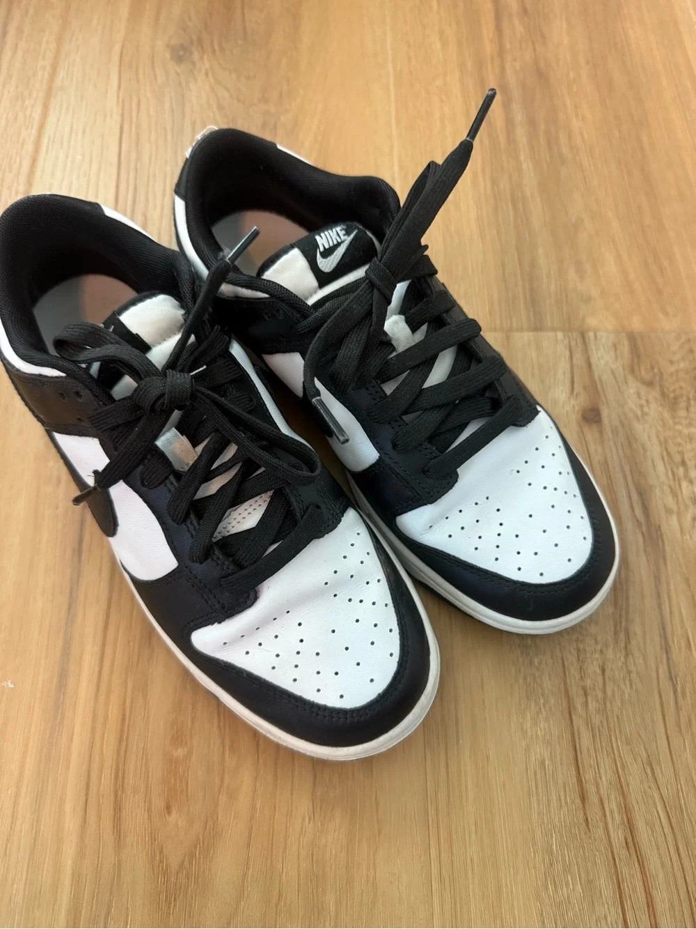 Nike Panda dunks men’s 8